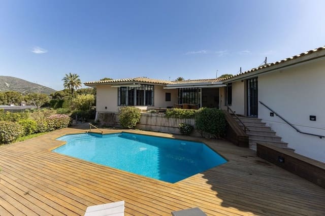 4 bedroom Villa for sale in Castelldefels with pool garage - € 3,300,000 (Ref: 9836822)
