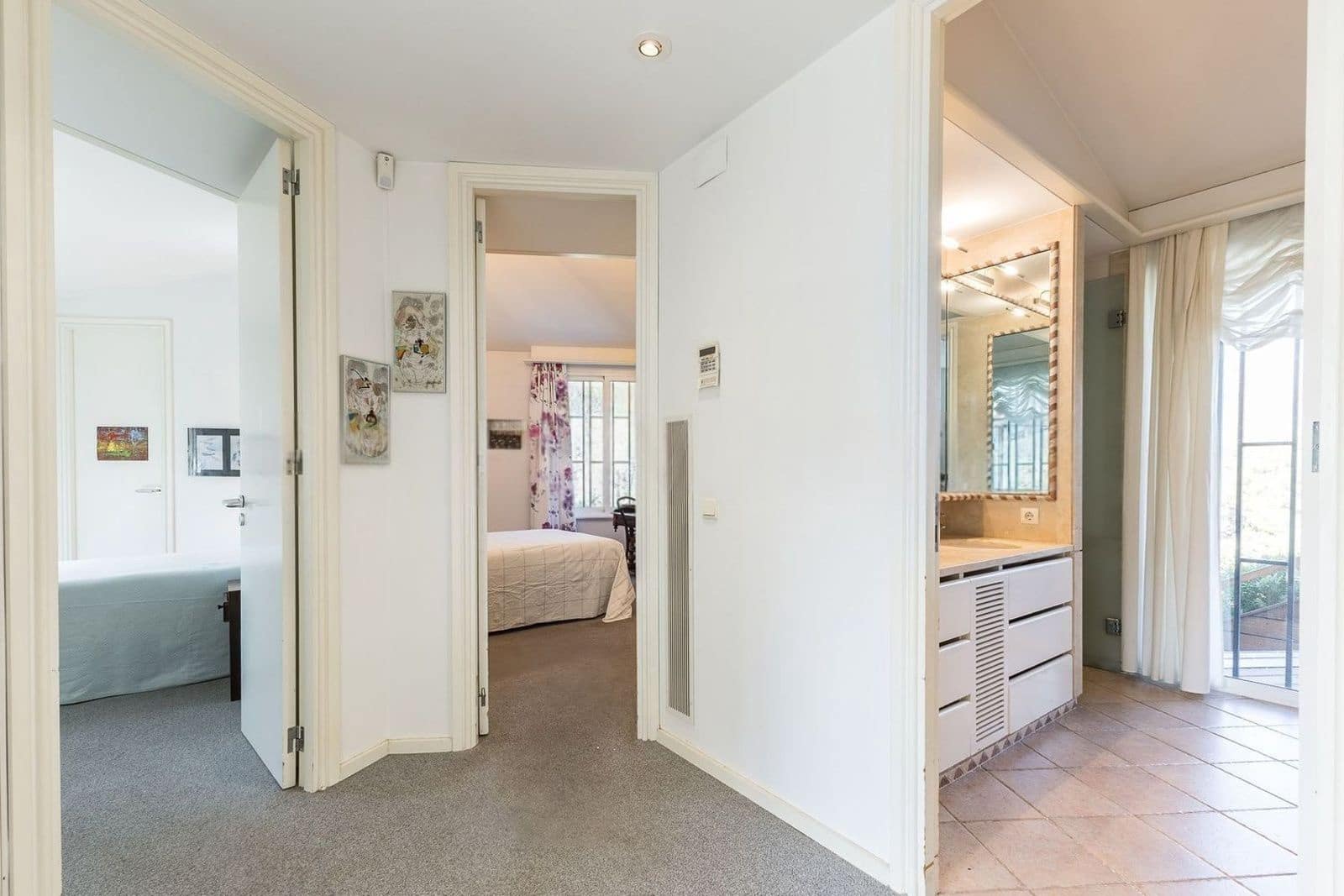 4 bedroom Villa for sale in Castelldefels with pool garage - € 3,300,000 (Ref: 9836822)