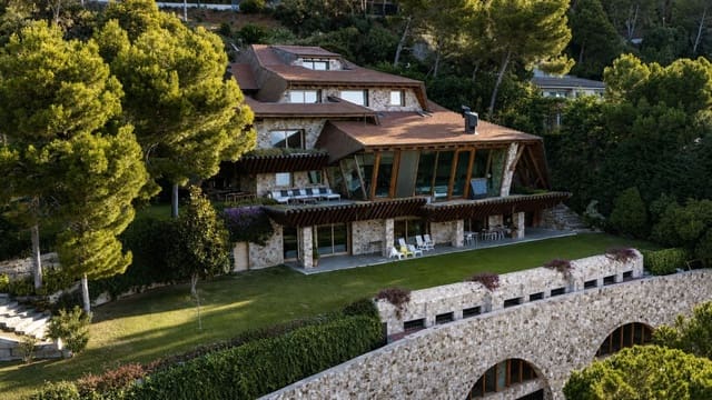 9 makuuhuone Huvila myytävänä paikassa Llafranc, Palafrugell mukana 
autotalli - 15 000 000 € (Ref: 9836823)