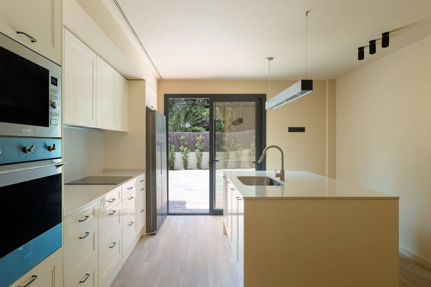 4 bedroom Villa for sale in Sant Andreu de Llavaneres with pool garage - € 2,250,000 (Ref: 9836824)