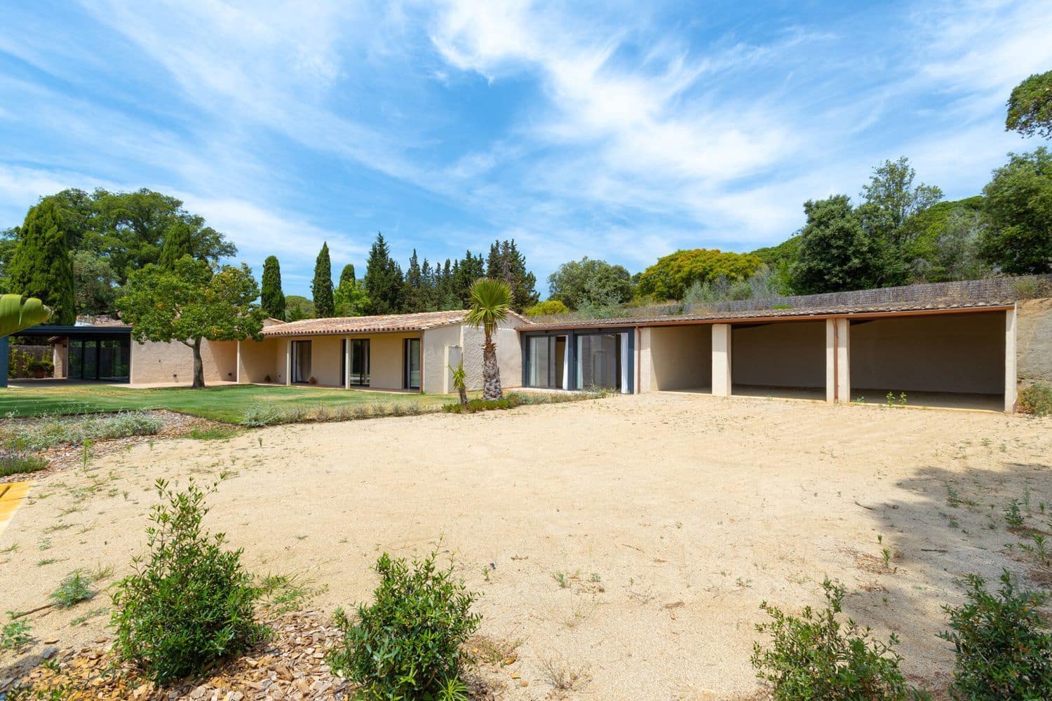 4 bedroom Villa for sale in Sant Andreu de Llavaneres with pool garage - € 2,250,000 (Ref: 9836824)