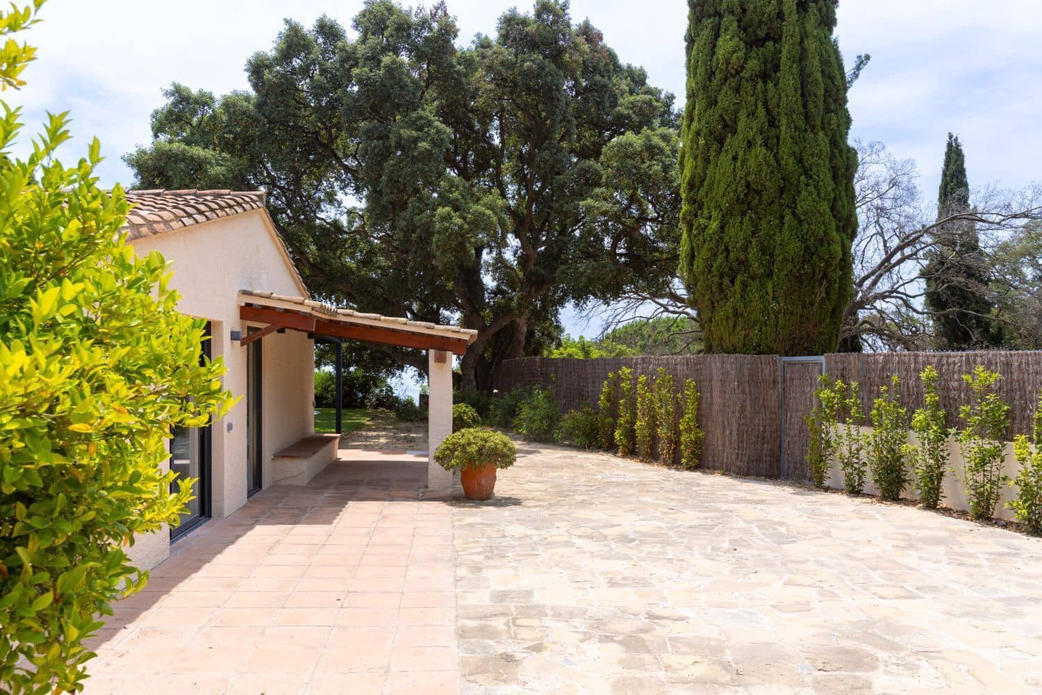 4 bedroom Villa for sale in Sant Andreu de Llavaneres with pool garage - € 2,250,000 (Ref: 9836824)