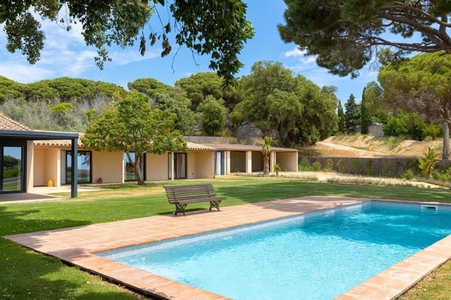 4 bedroom Villa for sale in Sant Andreu de Llavaneres with pool garage - € 2,250,000 (Ref: 9836824)