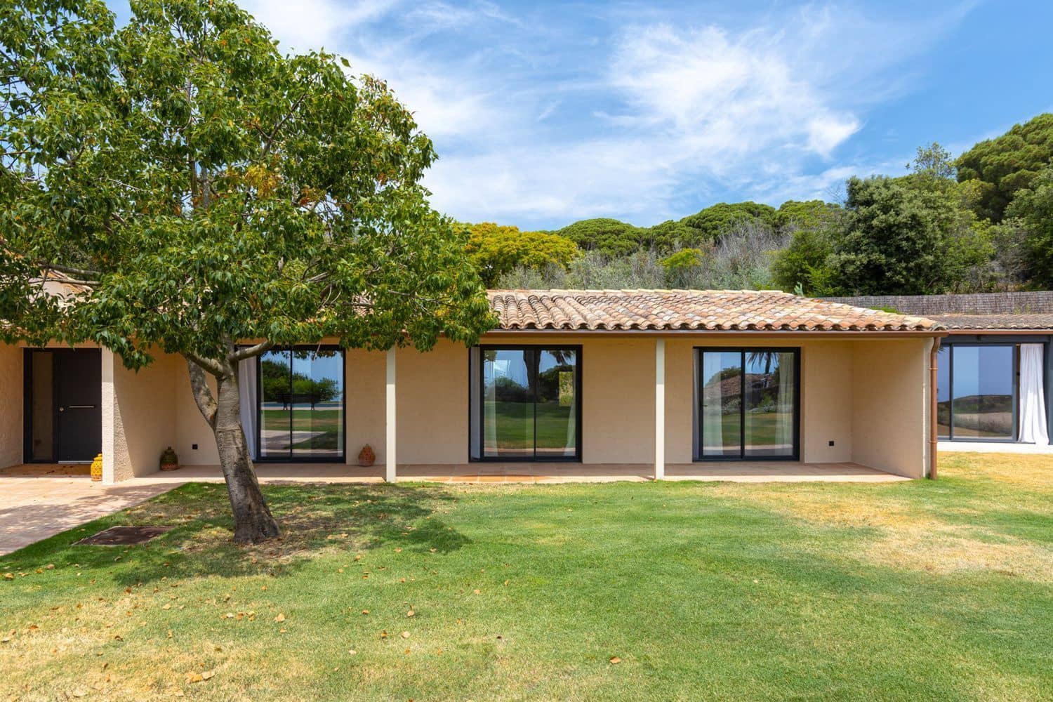 4 bedroom Villa for sale in Sant Andreu de Llavaneres with pool garage - € 2,250,000 (Ref: 9836824)