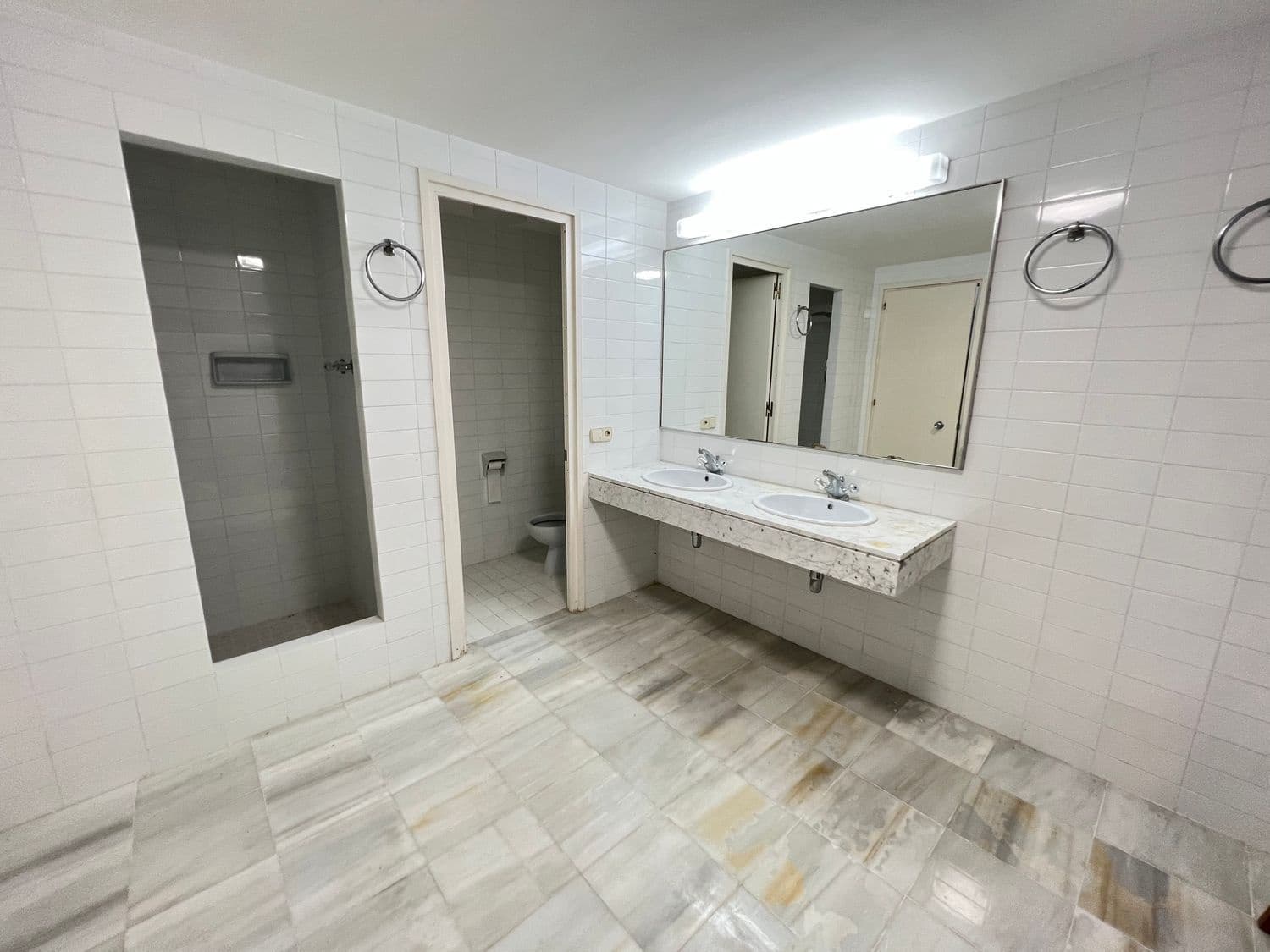 7 bedroom Villa for sale in Castelldefels with pool garage - € 3,650,000 (Ref: 9836825)