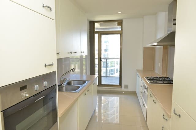 4 soveværelse Lejlighed til salg i Barcelona by med swimmingpool garage - € 1.149.000 (Ref: 9882488)