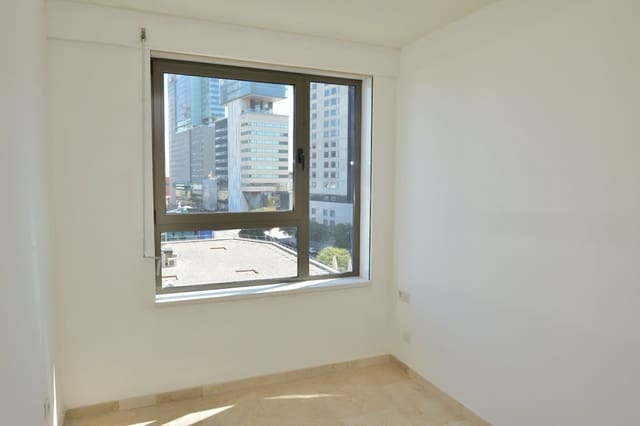 4 soveværelse Lejlighed til salg i Barcelona by med swimmingpool garage - € 1.149.000 (Ref: 9882488)