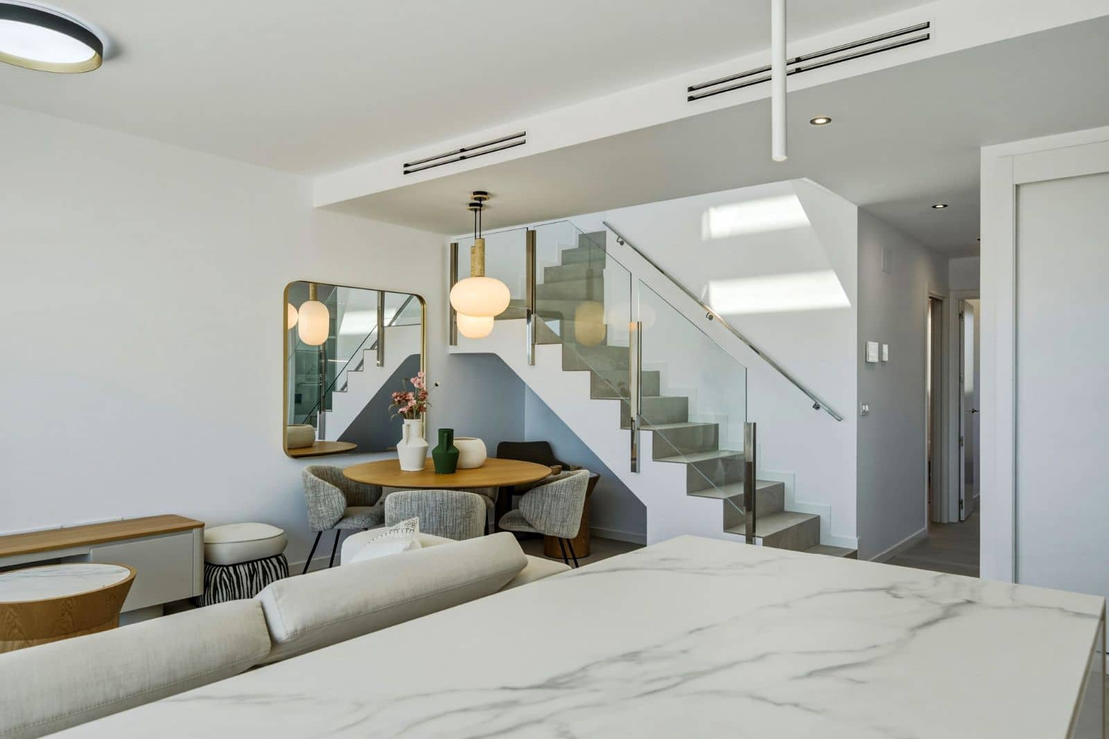 2 Zimmer Penthouse zu verkaufen in Finestrat mit Pool Garage - 590.000 € (Ref: 9989394)