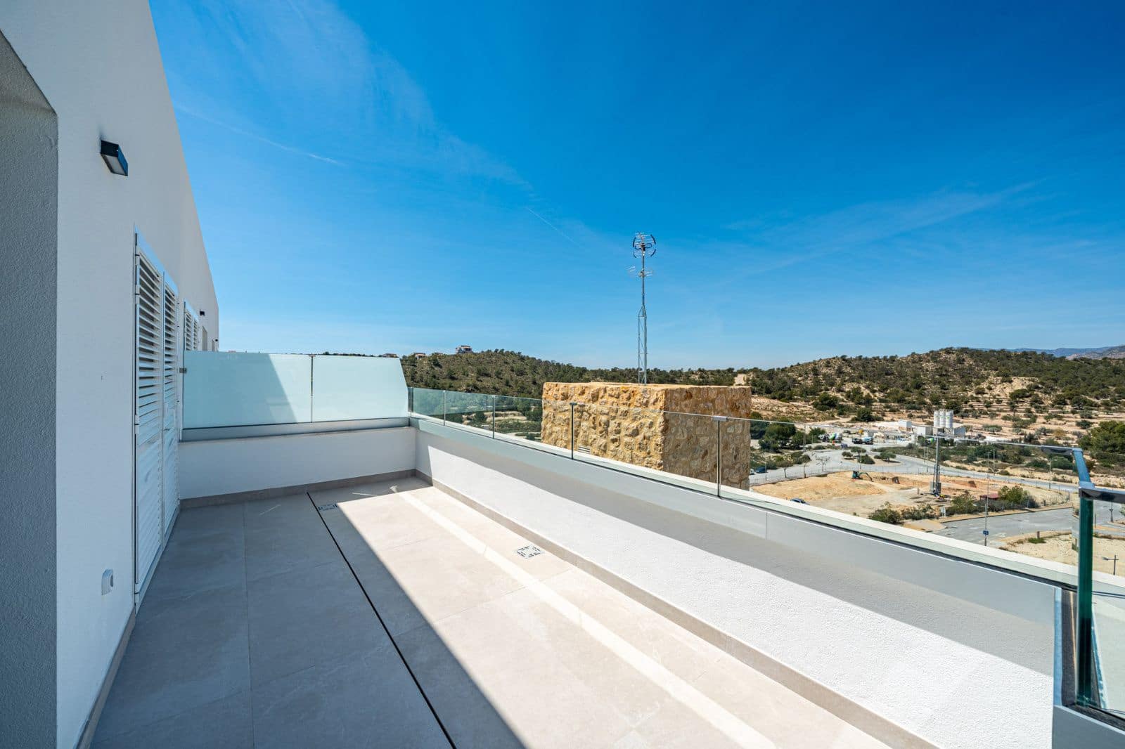 2 Zimmer Penthouse zu verkaufen in Finestrat mit Pool Garage - 590.000 € (Ref: 9989394)