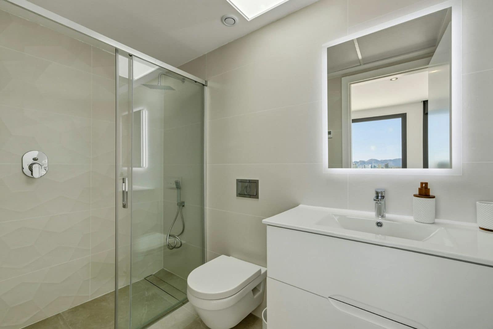 2 Zimmer Penthouse zu verkaufen in Finestrat mit Pool Garage - 590.000 € (Ref: 9989394)
