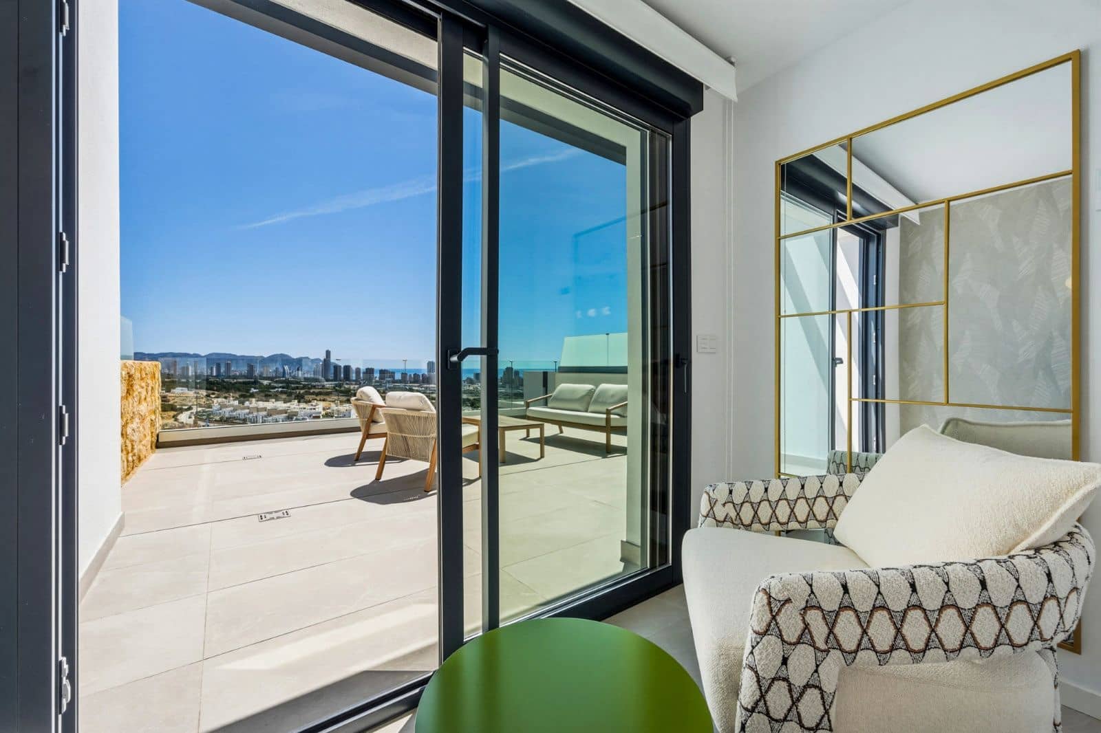 2 Zimmer Penthouse zu verkaufen in Finestrat mit Pool Garage - 590.000 € (Ref: 9989394)