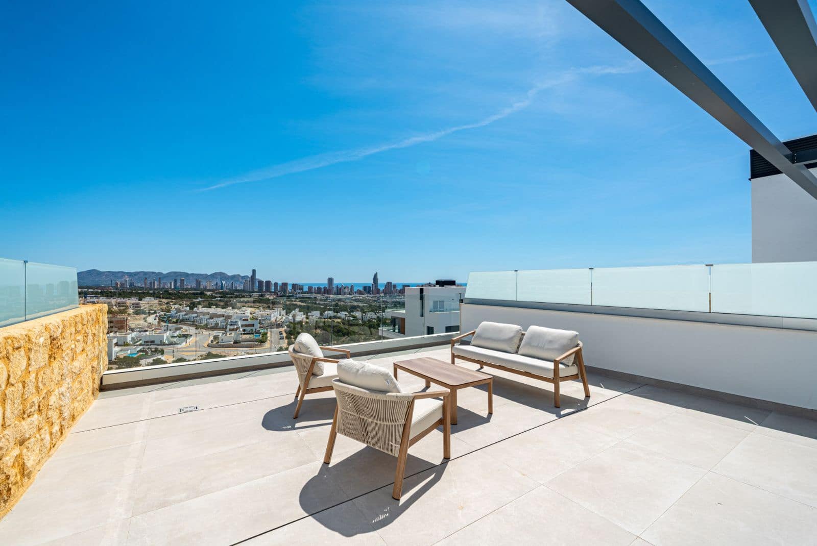 2 Zimmer Penthouse zu verkaufen in Finestrat mit Pool Garage - 590.000 € (Ref: 9989394)
