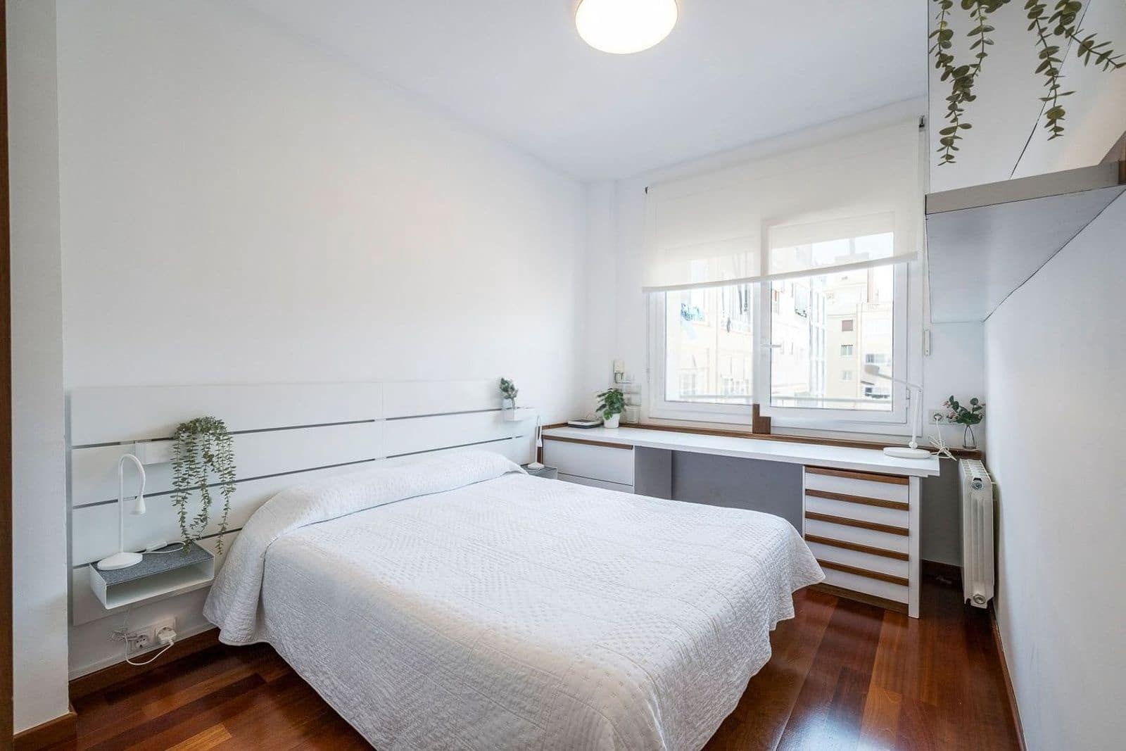 3 bedroom Flat for sale in Barcelona city with pool - € 845,000 (Ref: 9989997)