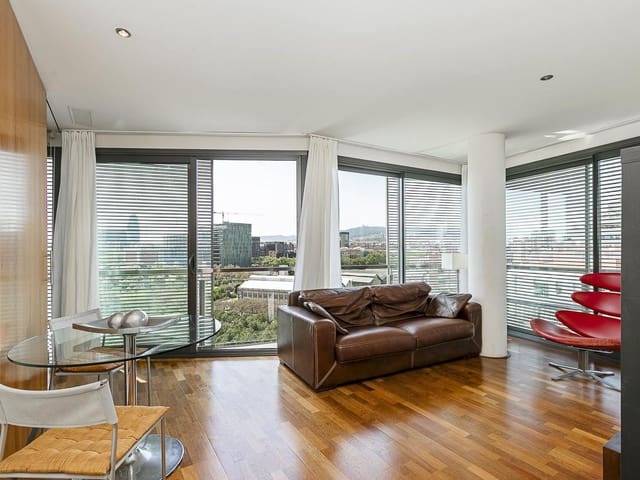 Piso de 2 habitaciones en Barcelona ciudad en venta con garaje - 630.000 € (Ref: 9991540)