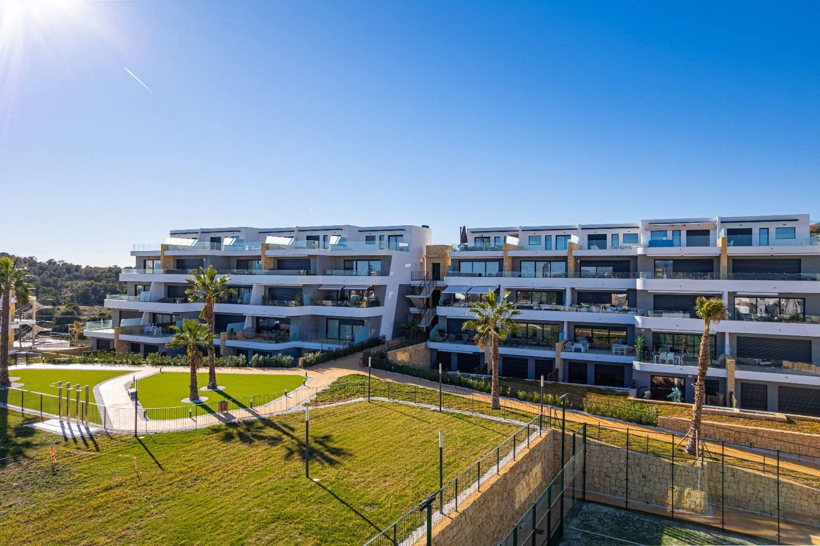 2 soveværelse Lejlighed til salg i Finestrat med swimmingpool garage - € 550.000 (Ref: 9992017)