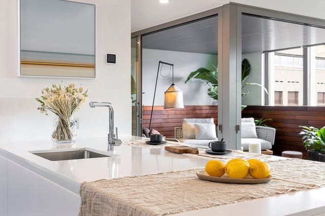 Piso de 4 habitaciones en Barcelona ciudad en venta con garaje - 1.895.000 € (Ref: 9992018)