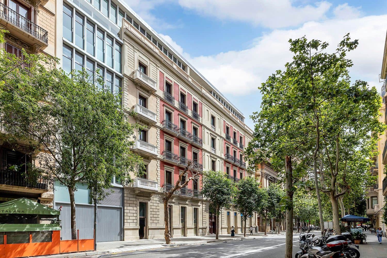 Piso de 4 habitaciones en Barcelona ciudad en venta con garaje - 1.895.000 € (Ref: 9992018)