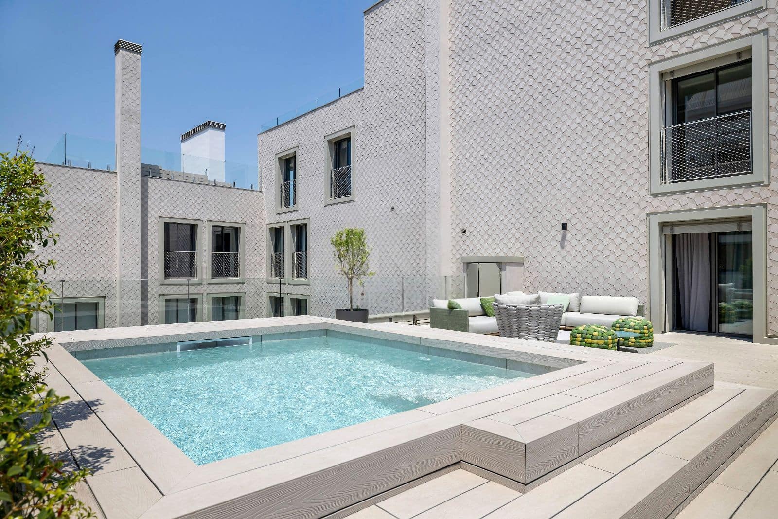1 soverom Leilighet til salgs i Barcelona by med svømmebasseng garasje - € 1 300 000 (Ref: 9992022)