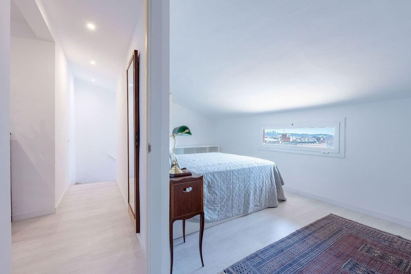 2 bedroom Flat for sale in Barcelona city - € 820,000 (Ref: 9999077)