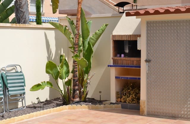 3 soveværelse Rækkehus til salg i La Zenia, Orihuela med swimmingpool garage - € 350.000 (Ref: 9051730)