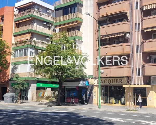 Wohnung zu vermieten in Huerta de Santa Teresa, Sevilla Stadt - 3.000 € (Ref: 9091971)
