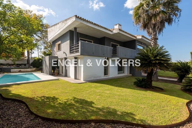 10 soveværelse Villa til salg i Camas med swimmingpool - € 1.150.000 (Ref: 9092104)