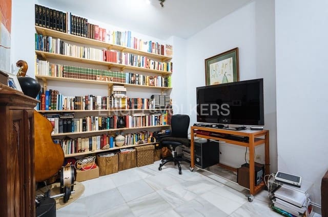4 soveværelse Byhus til salg i San Gil, Sevilla by - € 599.000 (Ref: 9092173)
