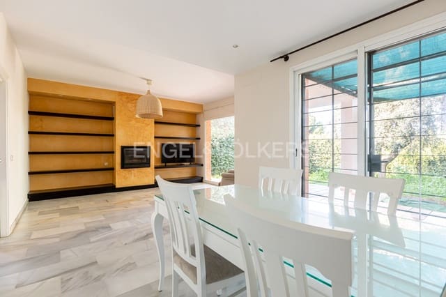 4 soveværelse Villa til salg i Bollullos de la Mitación - € 375.000 (Ref: 9092180)