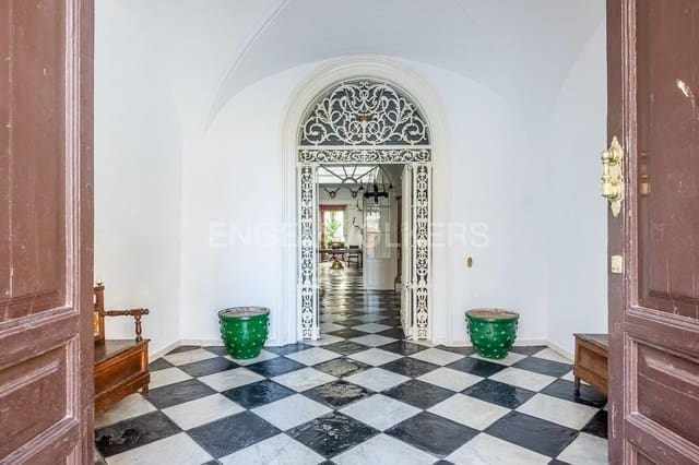 13 soveværelse Byhus til salg i Fuente del Maestre med garage - € 595.000 (Ref: 9123650)
