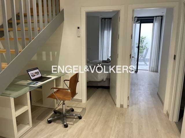 3 soveværelse Byhus til leje i Nervión, Sevilla by med garage - € 1.825 (Ref: 9146339)