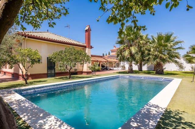 4 soveværelse Villa til salg i Montequinto, Dos Hermanas med swimmingpool garage - € 780.000 (Ref: 9150970)