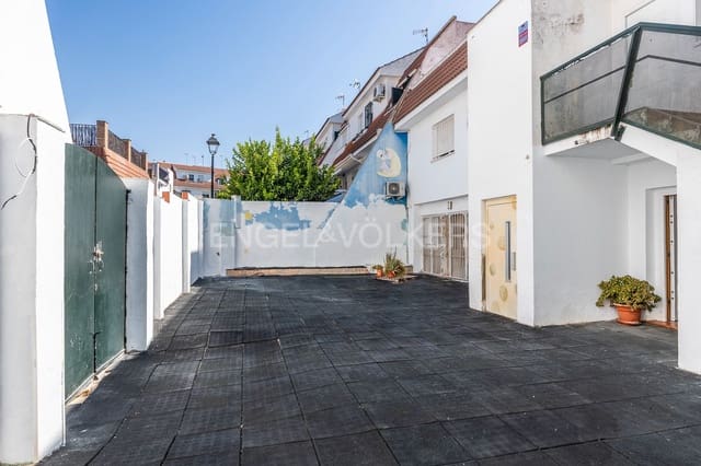 5 soveværelse Villa til salg i Tomares med swimmingpool - € 695.000 (Ref: 9161867)