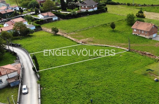 Terrain à Bâtir à vendre à Reocín - 130 000 € (Ref: 9087282)