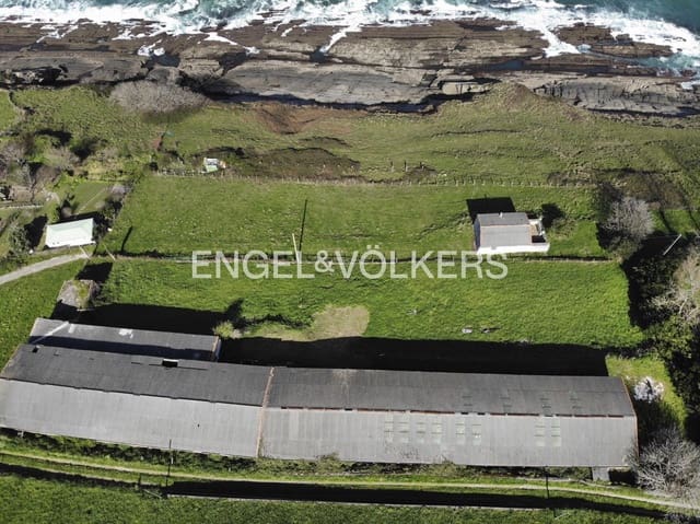 Building Plot for sale in Castro-Urdiales - € 475,000 (Ref: 9087293)