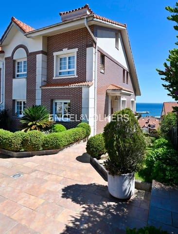 6 Zimmer Villa zu verkaufen in Castro-Urdiales mit Garage - 780.000 € (Ref: 9087346)