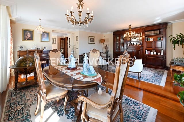 6 Zimmer Villa zu verkaufen in Castro-Urdiales mit Garage - 780.000 € (Ref: 9087346)