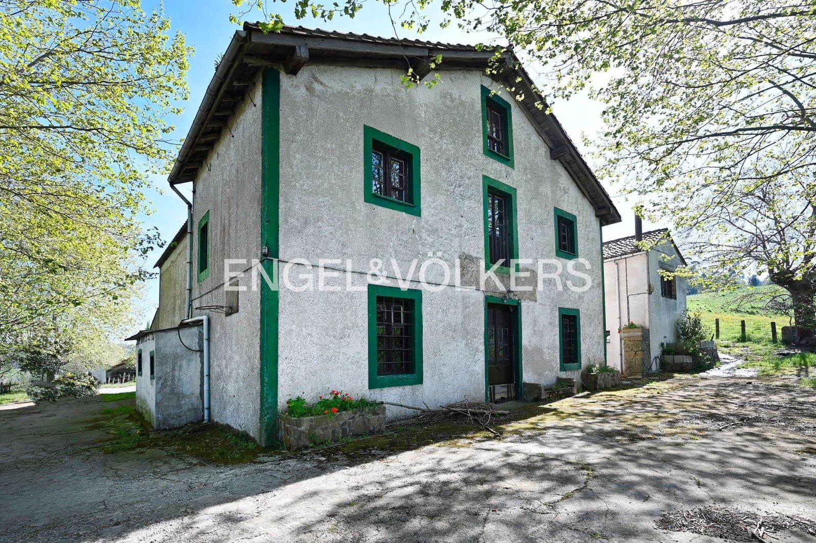 Bauplatz zu verkaufen in Villaescusa - 1.000.000 € (Ref: 9087354)