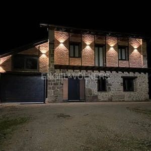 4 bedroom Villa for sale in Camargo with garage - € 650,000 (Ref: 9135576)