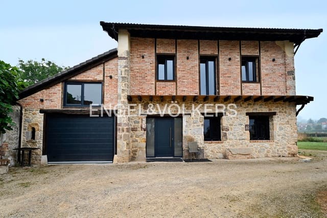 4 bedroom Villa for sale in Camargo with garage - € 650,000 (Ref: 9135576)