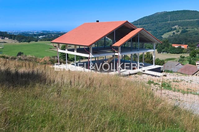 6 soverom Villa til salgs i Villaescusa med garasje - € 460 000 (Ref: 9160569)