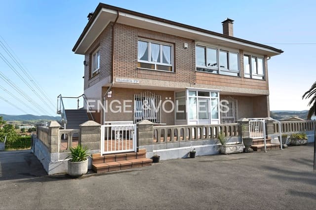 7 soveværelse Villa til salg i Camargo med garage - € 765.000 (Ref: 9172248)