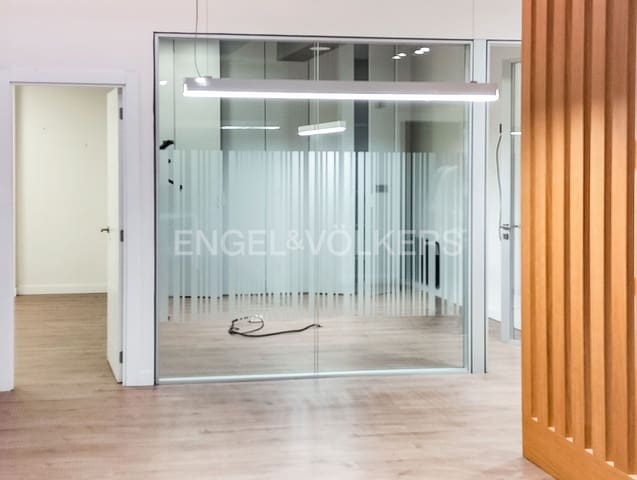 4 sypialnia Mieszkanie na sprzedaż w Bilbao - 295 000 € (Ref: 9086156)