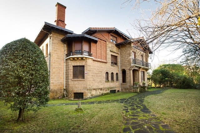 10 Zimmer Villa zu verkaufen in Algorta, Getxo - 2.200.000 € (Ref: 9086187)