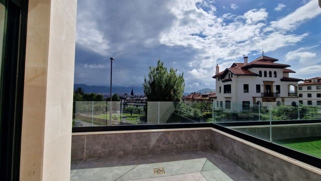 3 soveværelse Lejlighed til leje i Getxo med garage - € 2.900 (Ref: 9180192)