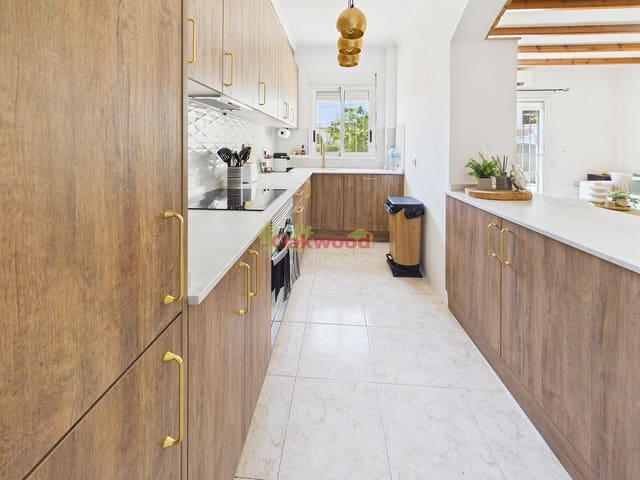 3 chambre Maison de Ville à vendre à Pinar de Campoverde, Pilar de la Horadada avec piscine garage - 295 000 € (Ref: 10004698)