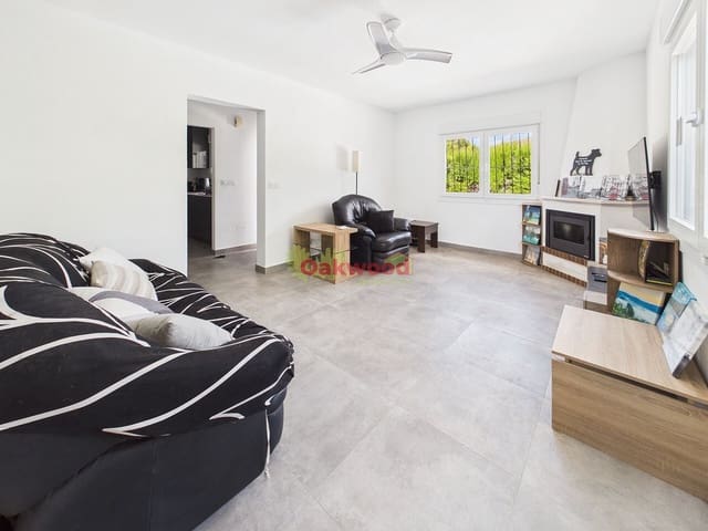 2 makuuhuone Huvila myytävänä paikassa Pinar de Campoverde, Pilar de la Horadada mukana uima-altaan 
autotalli - 269 900 € (Ref: 10009820)