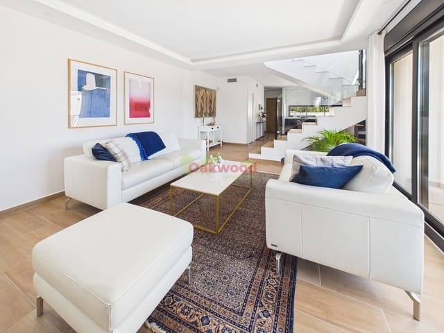 3 camera da letto Villa in vendita in Pinar de Campoverde, Pilar de la Horadada con piscina garage - 845.000 € (Rif: 10086714)