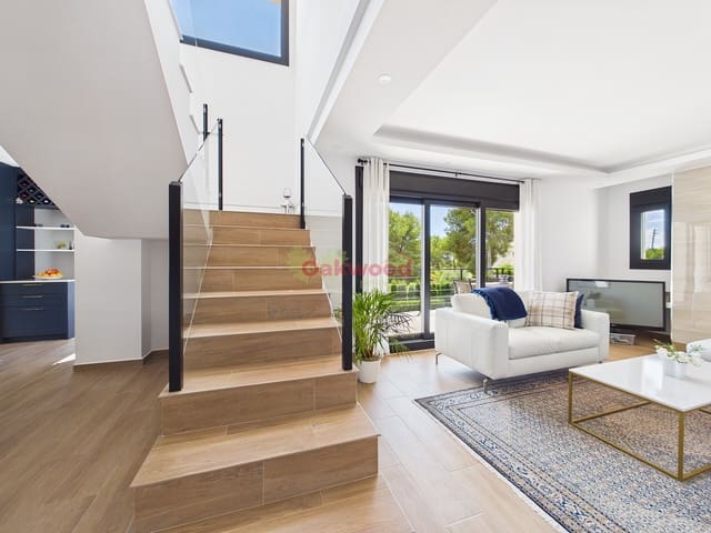 3 camera da letto Villa in vendita in Pinar de Campoverde, Pilar de la Horadada con piscina garage - 845.000 € (Rif: 10086714)