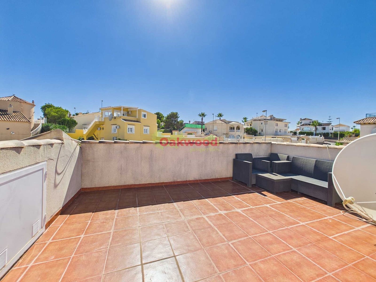 4 sovrum Villa till salu i Villamartin med pool garage - 385 000 € (Ref: 10130936)