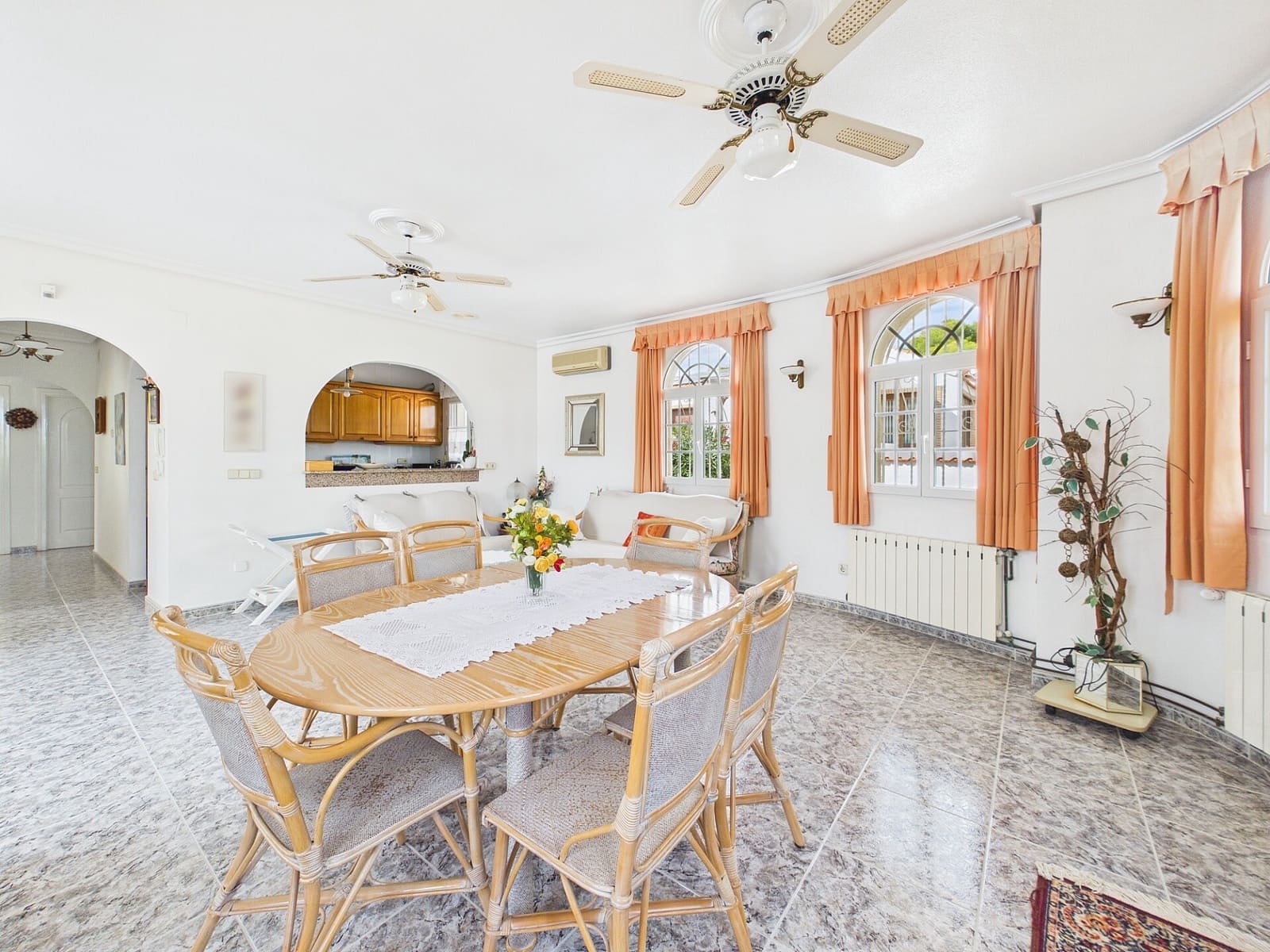 5 bedroom Villa for sale in Pinar de Campoverde with pool garage - € 460,000 (Ref: 10163506)